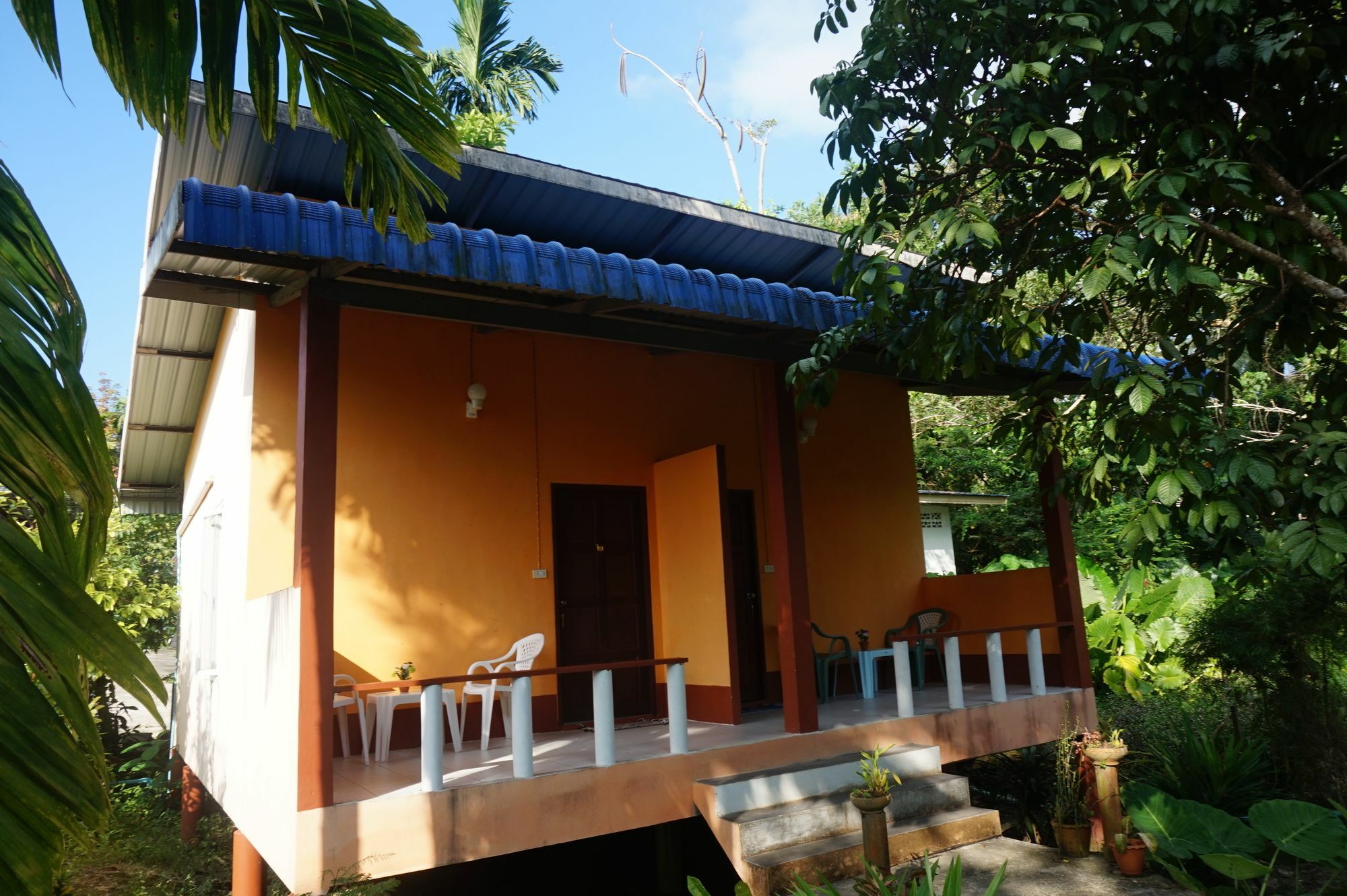 Bangsak Hut Hostel Khao Lak Luaran gambar